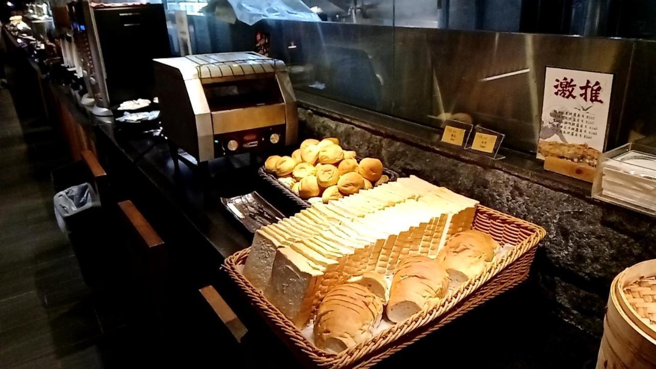 Hotel Papa Whale Taipei Dış mekan fotoğraf