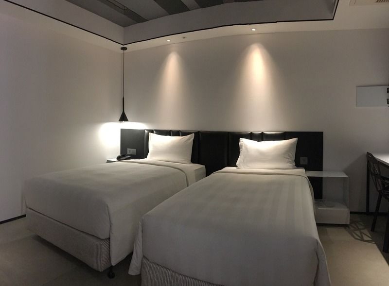 Hotel Papa Whale Taipei Dış mekan fotoğraf