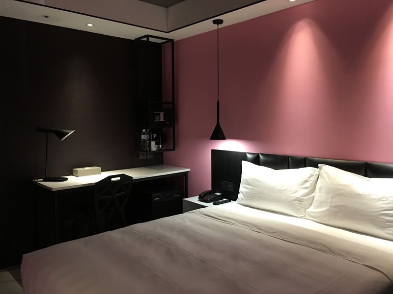 Hotel Papa Whale Taipei Dış mekan fotoğraf